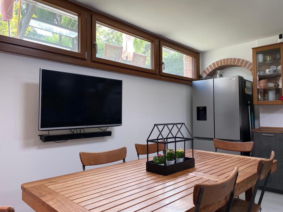 In&Out Apartment - Mostacciano, Eur Roma Exterior foto